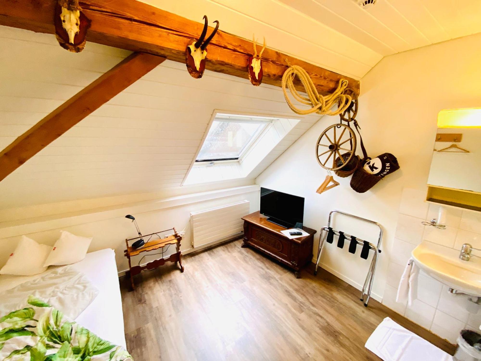 Gasthof Kreuz Egerkingen Room photo